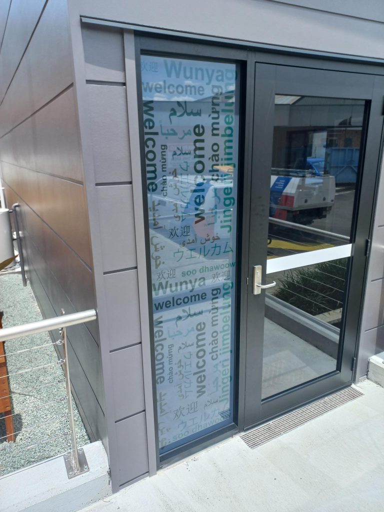 Madji Wall Glazing Vinyl