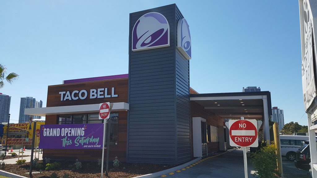 Taco Bell Building Signage